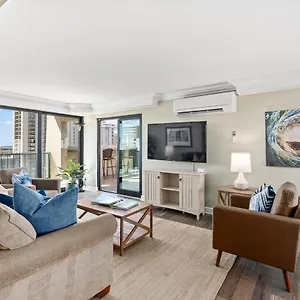Apartment Expansive Lanai W/ Panoramic Views - Walk To Waikiki Beach, Honolulu
